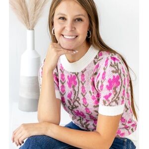 005: Fuchsia floral intarsia
Puff Sleeve boho bohemian sweater